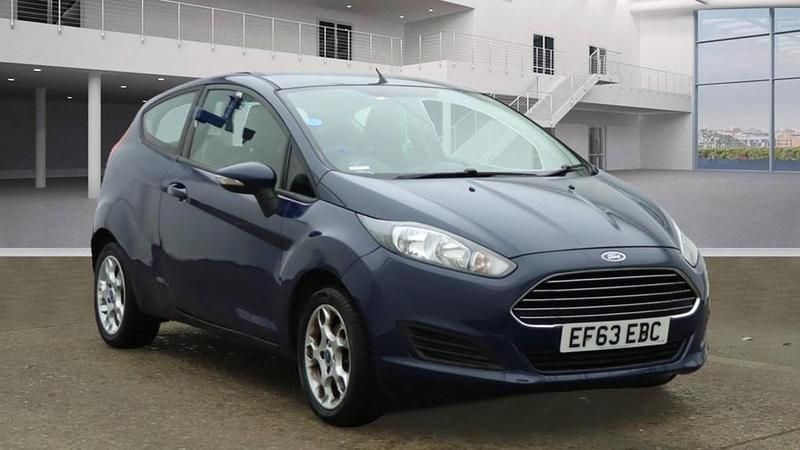 Blue Used 2013 Ford Fiesta Style Hatchback | £3,990 (Super price) - Image 1/4