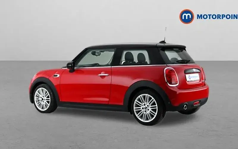Usado Mini Cooper Hatch 136 HP (100 kW) 2018 Vermelho Citadino