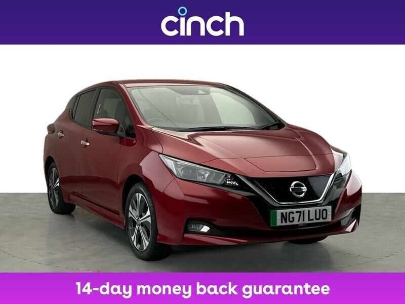 Red Used 2021 Nissan Leaf N-Connecta Hatchback | £9,849 (Fair price) - Image 1/3