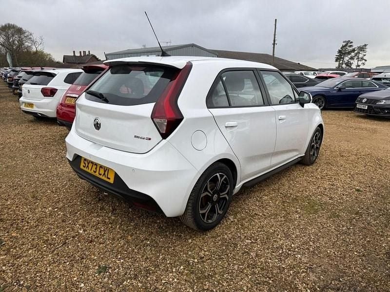 Used MG MG3 Exclusive 106 HP (77 kW) 2024 White Hatchback
