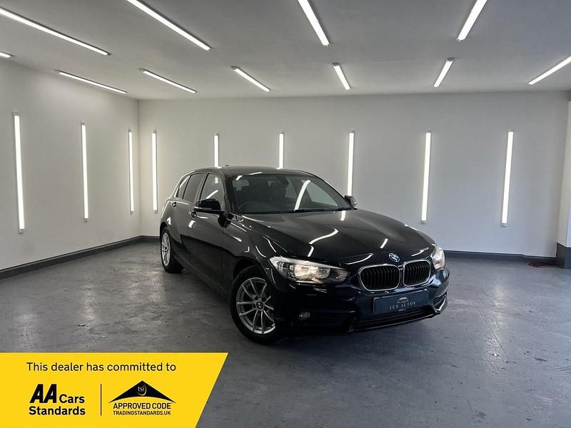 Used BMW 118 Comfort Edition 2017 Black Hatchback