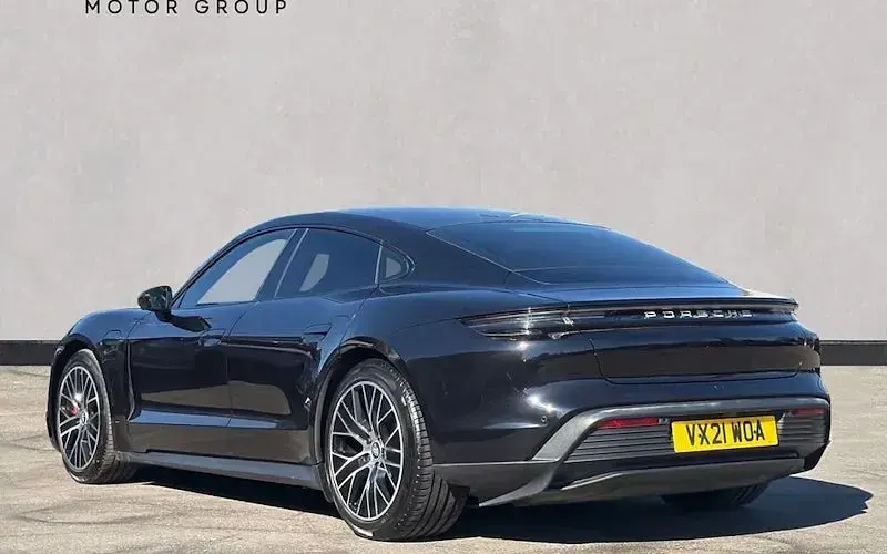 Usado Porsche Taycan 419 kW (571 HP) 2023 Sedan