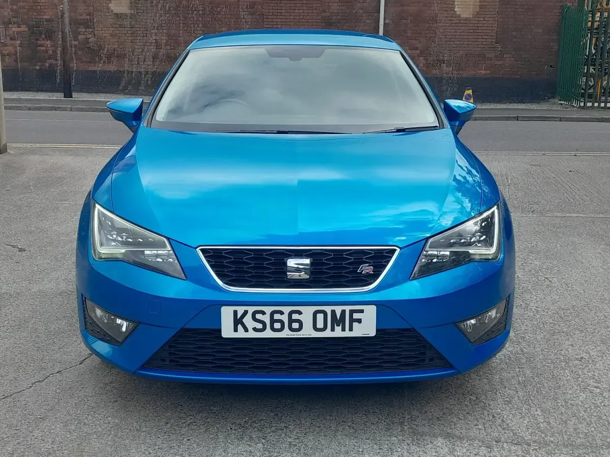 Used Seat Leon FR 150 HP (110 kW) 2017 Blue Hatchback