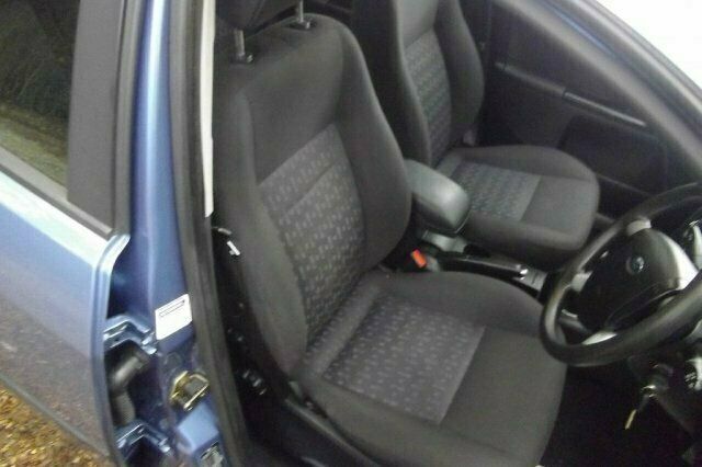 Używany Ford Mondeo 2004 Hatchback
