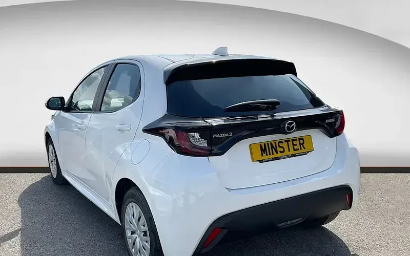 Używany Mazda 2 116 KM (85 kW) 2023 Biały Hatchback