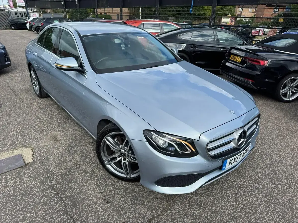 Used Mercedes E200 SE 150 HP (110 kW) 2017 Silver Sedan