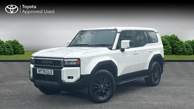 Used Toyota Land Cruiser 205 HP (150 kW) 2025 White Van