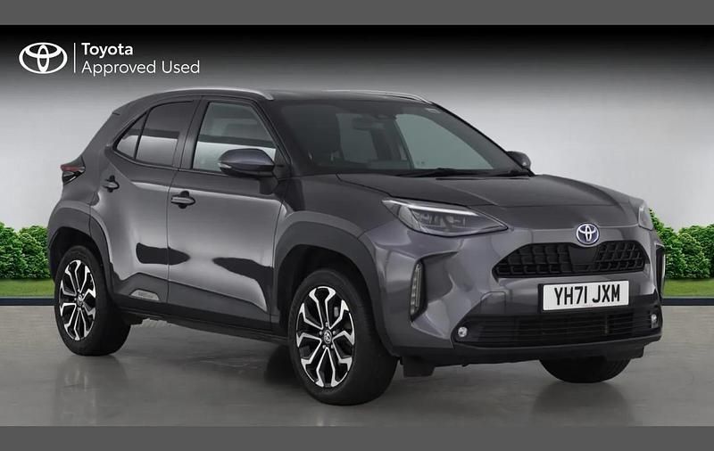 Grey Used 2021 Toyota Yaris Cross Design SUV | £18,990 (Fair price) - Image 1/4