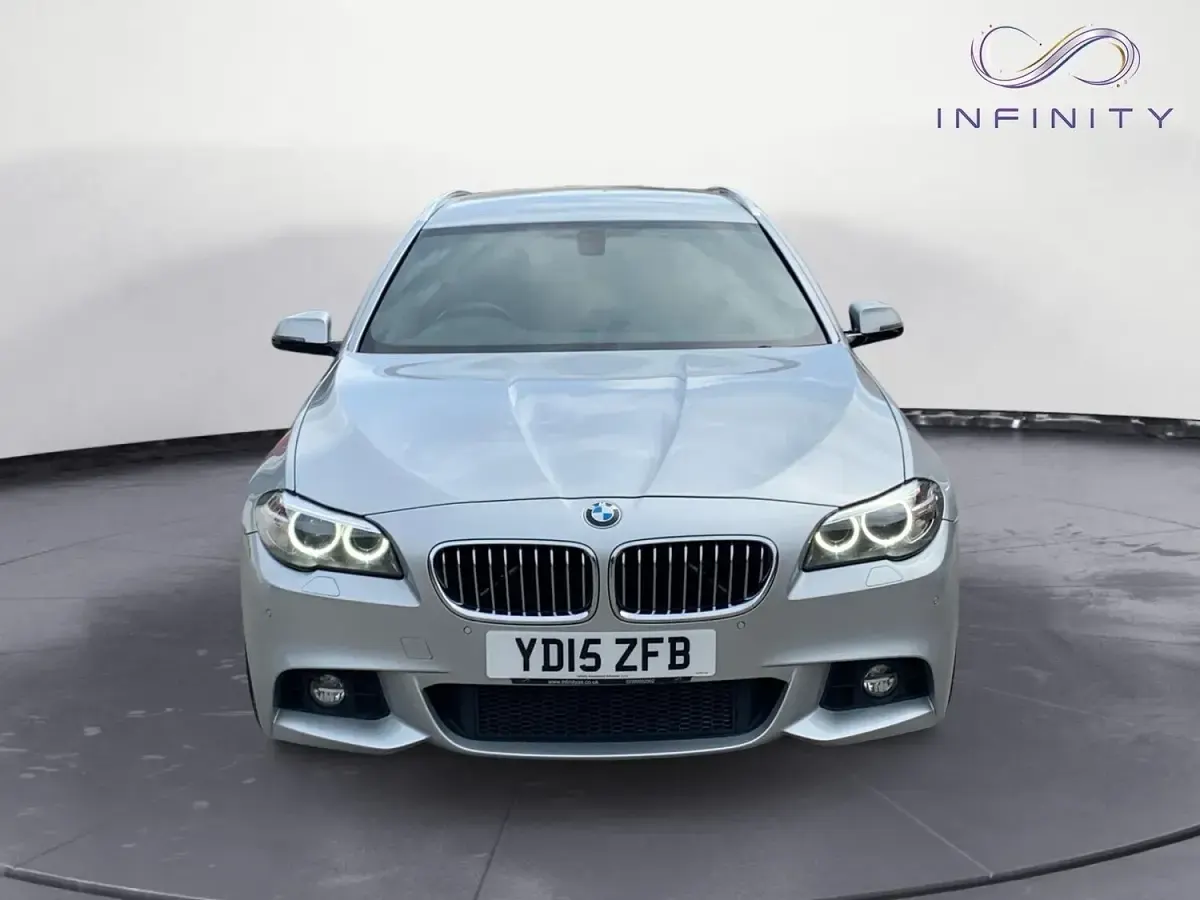 Usado BMW 520 M Sport 190 CV (139 kW) 2015 Plateado Familiar