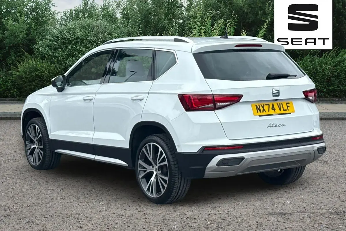 Used Seat Ateca Xperience Lux 150 HP (110 kW) 2024 Glacial white SUV