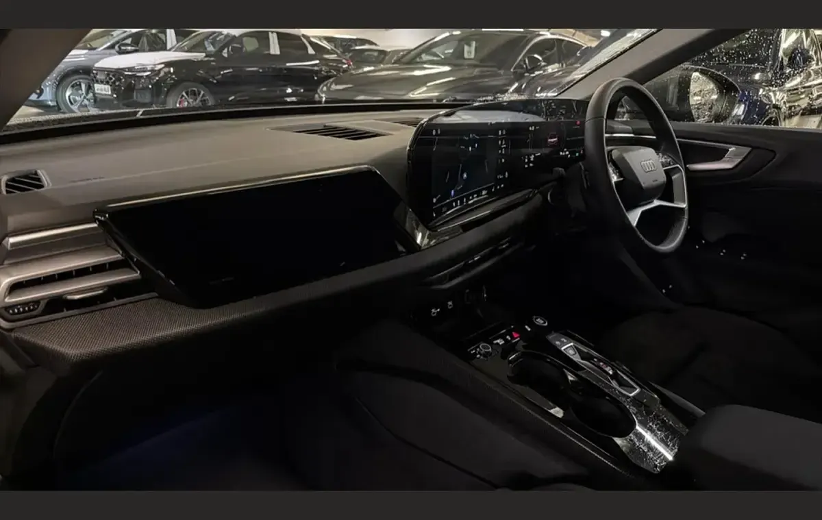 New Audi A5 Comfort 299 HP (219 kW) 2025 Grey Estate