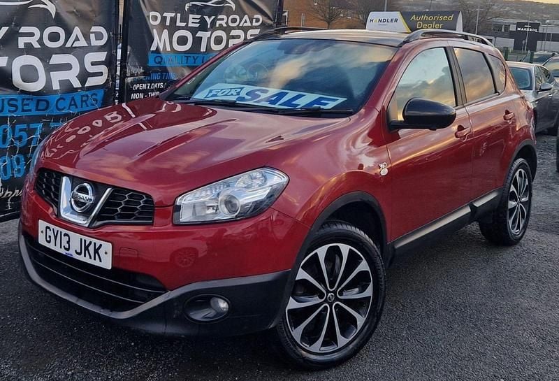 Red Used 2013 Nissan Qashqai 360º SUV | £3,995 (Fair price) - Image 1/4