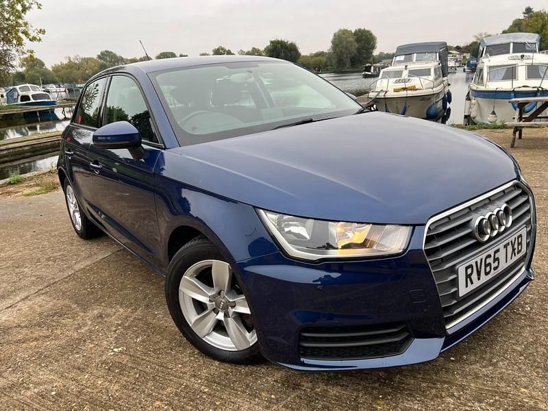 Used Audi A1 Design 116 HP (85 kW) 2015 Blue Hatchback