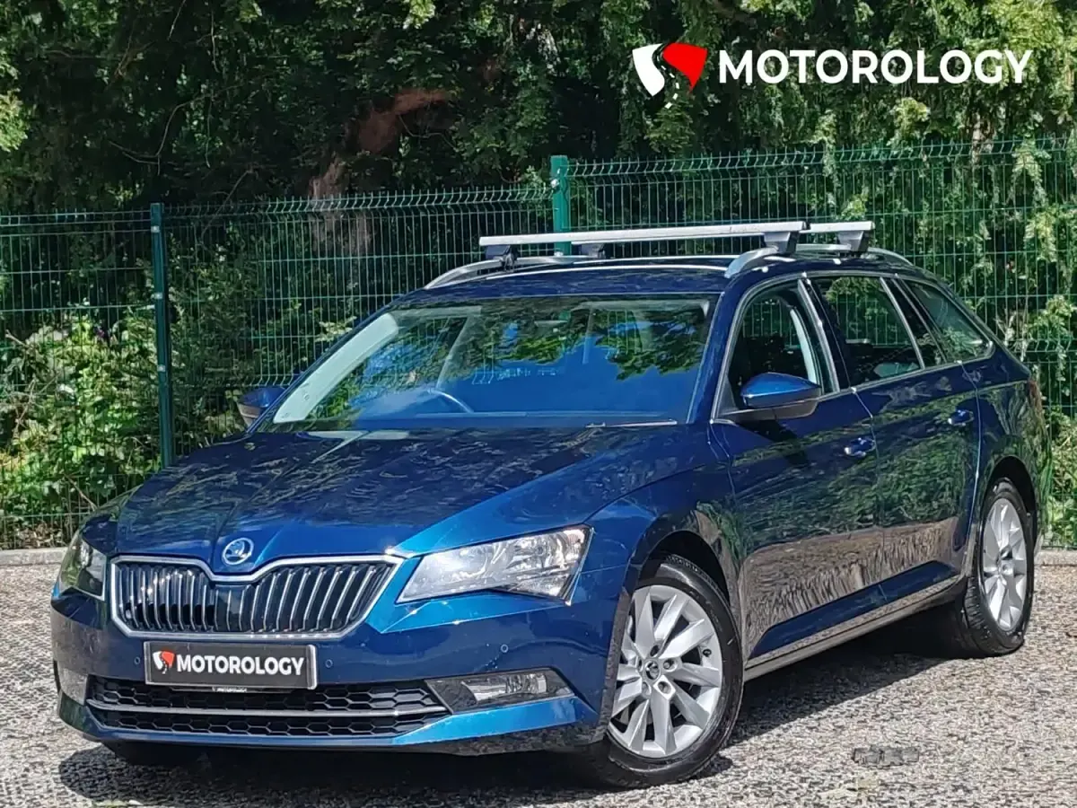 Gebraucht Skoda Superb SE 150 PS (110 kW) 2019 Blau Kombi