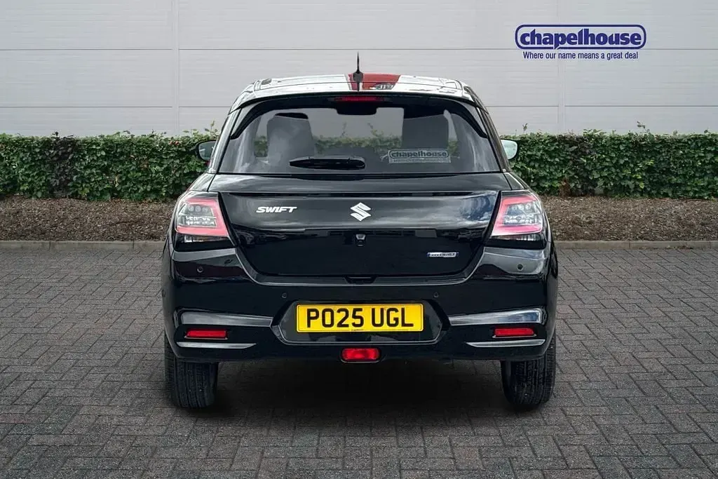 Used Suzuki Swift 82 HP (60 kW) 2025 Black Hatchback