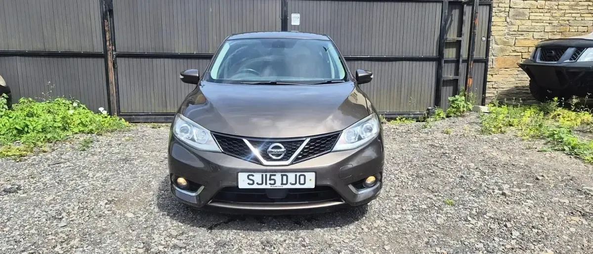 Used Nissan Pulsar N-TEC 110 HP (80 kW) 2015 Beige Hatchback