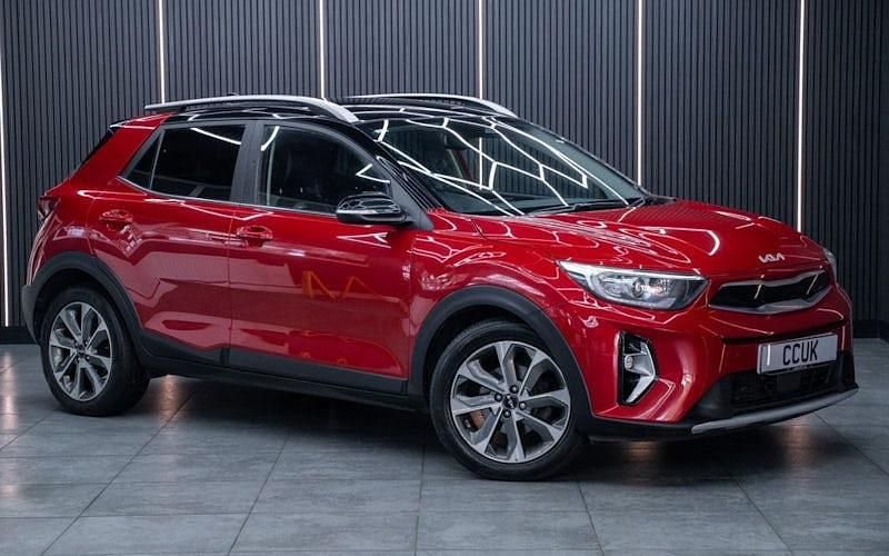 Used 2022 Kia Stonic SUV | £10,621 (A bit pricey) - Image 1/4