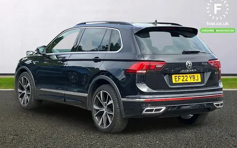 Used VW Tiguan R-line 200 HP (147 kW) 2022 Black SUV