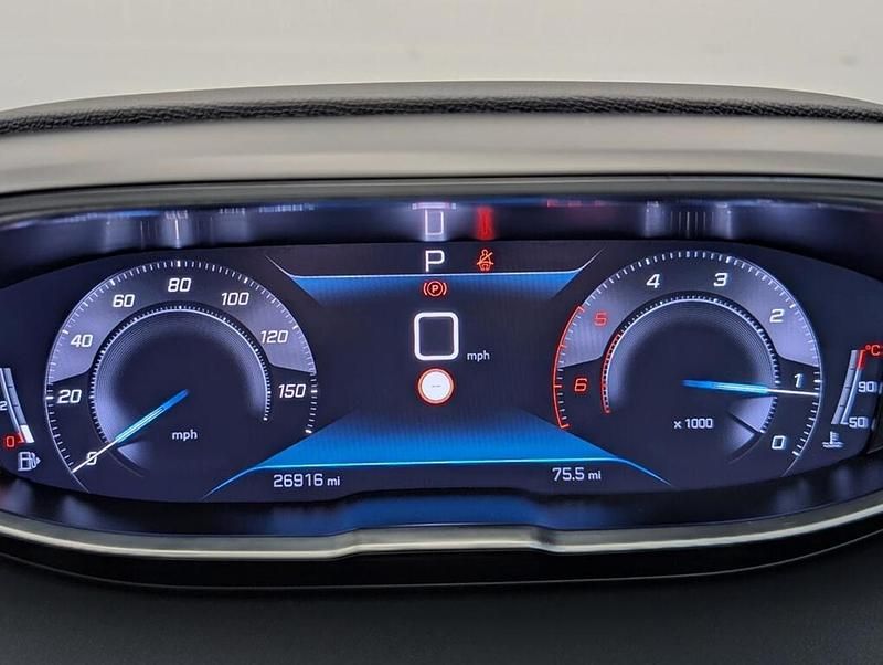 Used Peugeot 3008 GT-line 129 HP (94 kW) 2022 Grey SUV