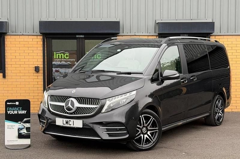 Used Mercedes V220 AMG line 163 HP (119 kW) 2024 Grey MPV