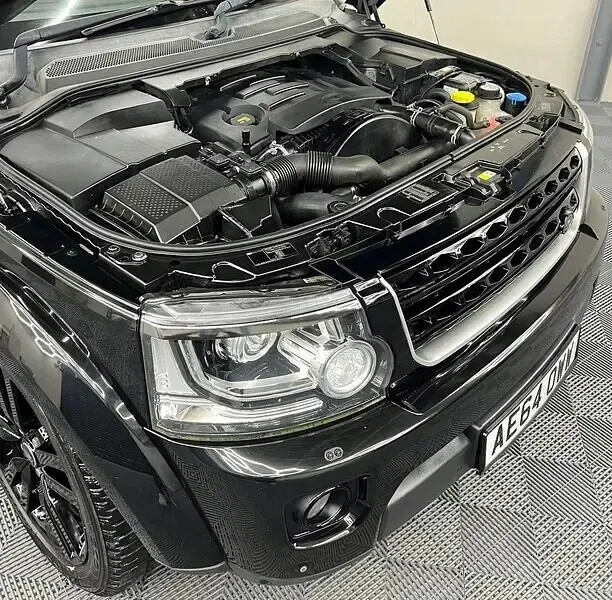 Used Land Rover Discovery 4 HSE 2014 Black SUV