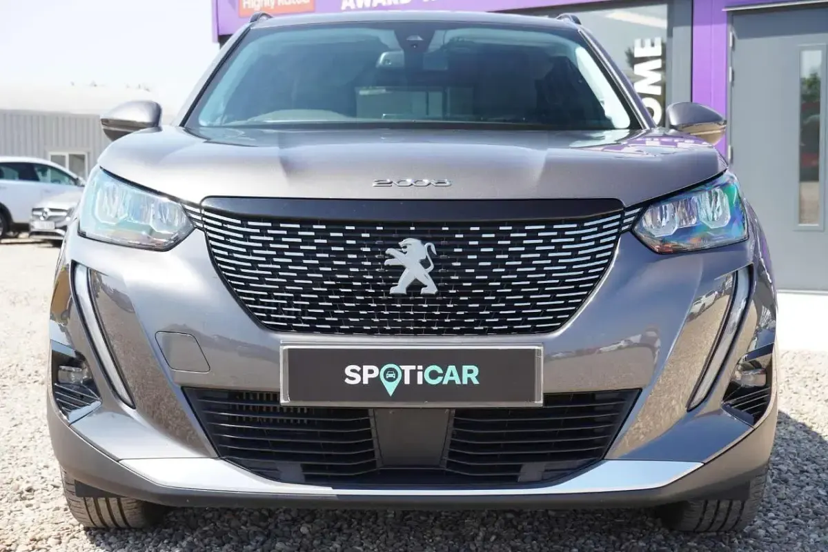Used Peugeot 2008 Allure Premium 129 HP (94 kW) 2021 Grey SUV