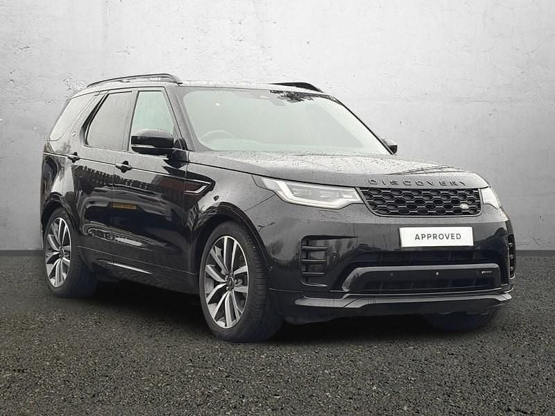 Black Used 2023 Land Rover Discovery 5 SE Dynamic SUV | £40,460 (Super price) - Image 1/4