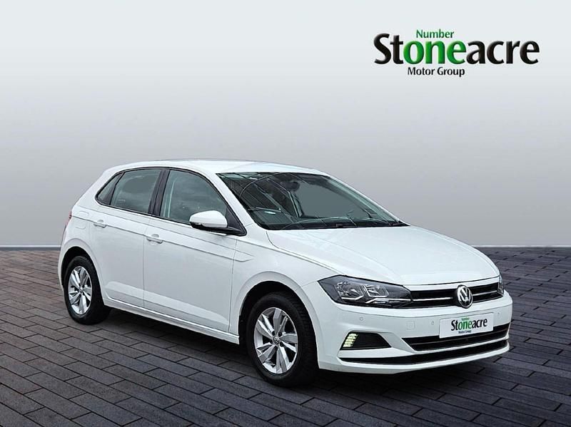 Used VW Polo SE 95 HP (69 kW) 2019 White Hatchback