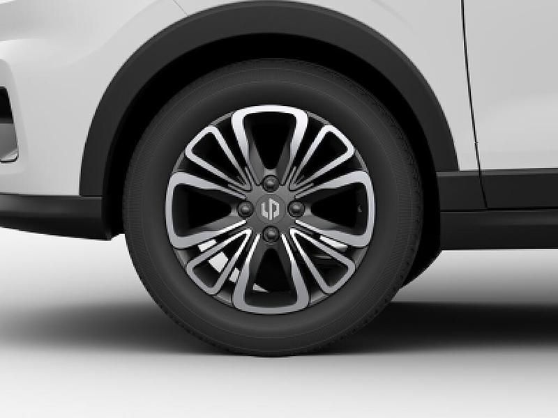 New Leapmotor T03 69 kW (95 HP) 2026 Light white Hatchback