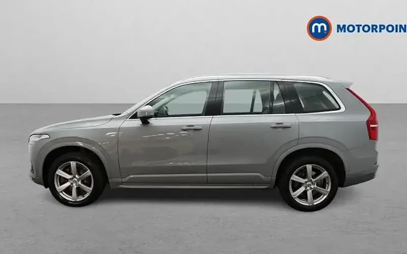 Used Volvo XC90 Core 250 HP (183 kW) 2025 SUV