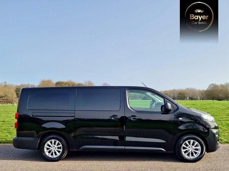 Used Vauxhall Vivaro 100 kW (136 HP) 2023 Black MPV