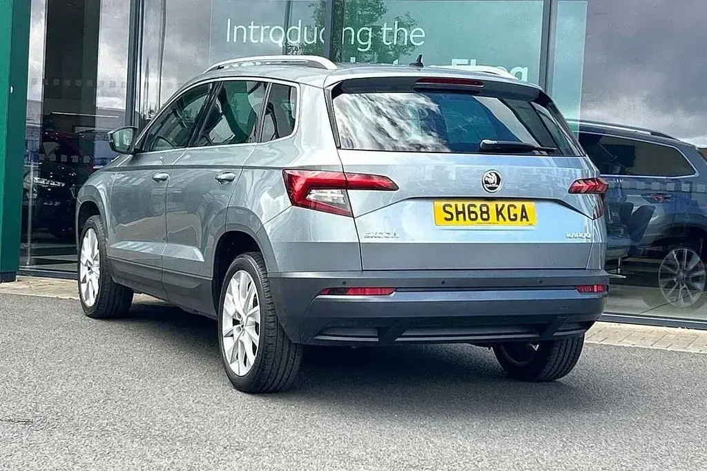 Gebraucht Skoda Karoq SE L 150 PS (110 kW) 2018 Grau SUV