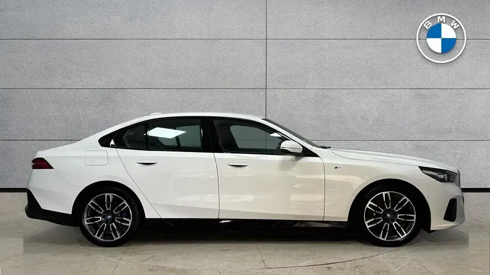 Used BMW i5 M Sport 246 kW (335 HP) 2024 White