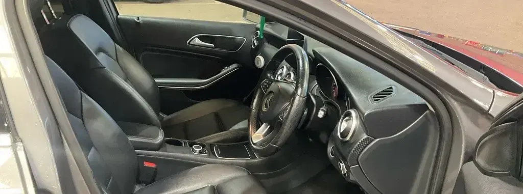 Used Mercedes A180 107 HP (78 kW) 2017 Mountain grey Hatchback