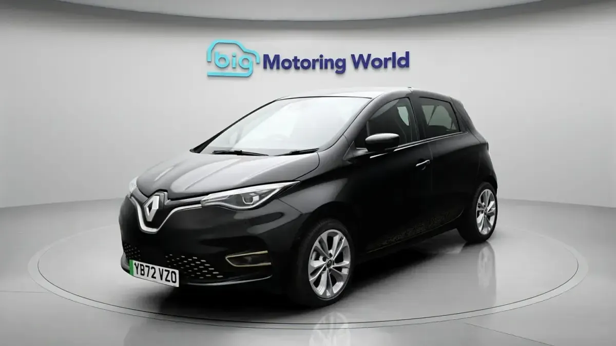 Used Renault Zoe Iconic 100 kW (136 HP) 2022 Black Hatchback