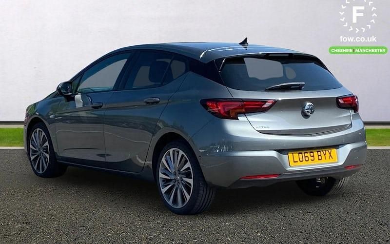 Second-hand Vauxhall Astra Ultimate 145 CP (106 kW) 2020 Gri Hatchback