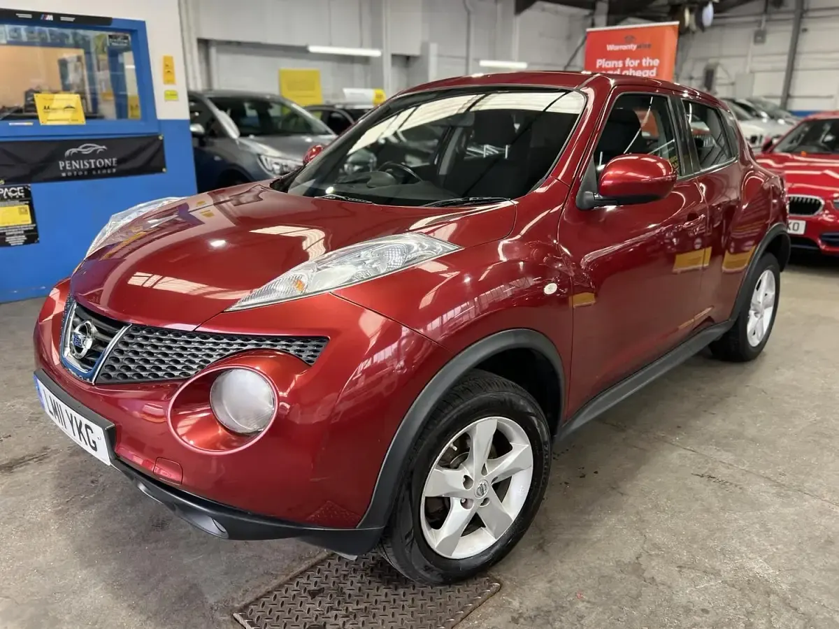 Used Nissan Juke Acenta 115 HP (84 kW) 2011 Red SUV