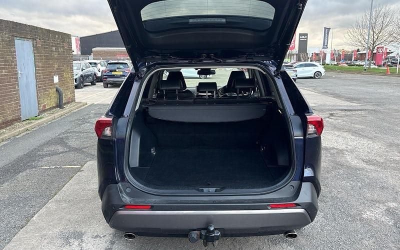 Used Toyota RAV4 218 HP (160 kW) 2025 SUV