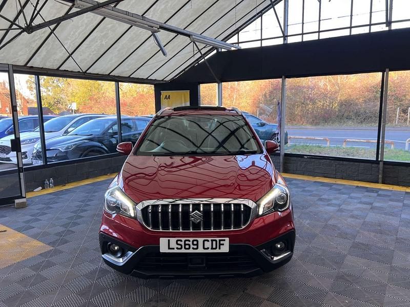 Used Suzuki SX4 S-Cross SZ5 140 HP (102 kW) 2019 Red SUV