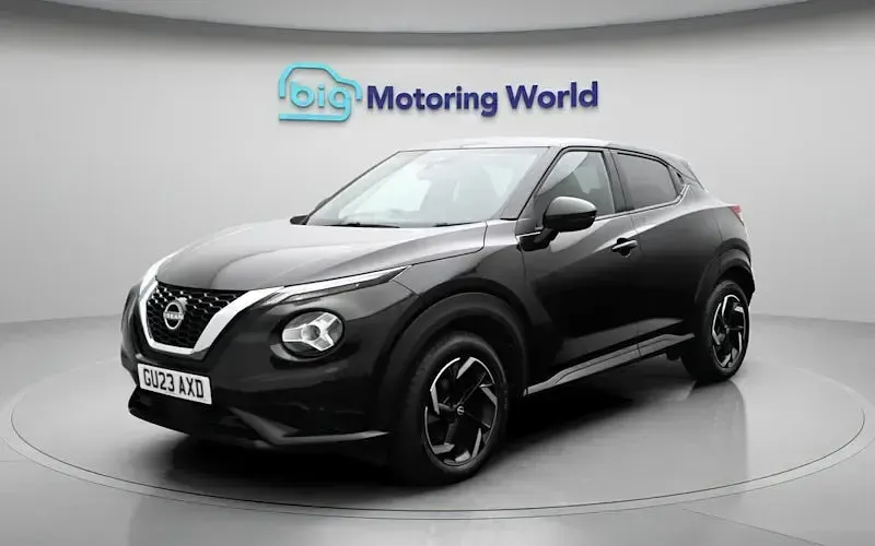 Usado Nissan Juke N-Connecta 114 CV (83 kW) 2023 Negro SUV