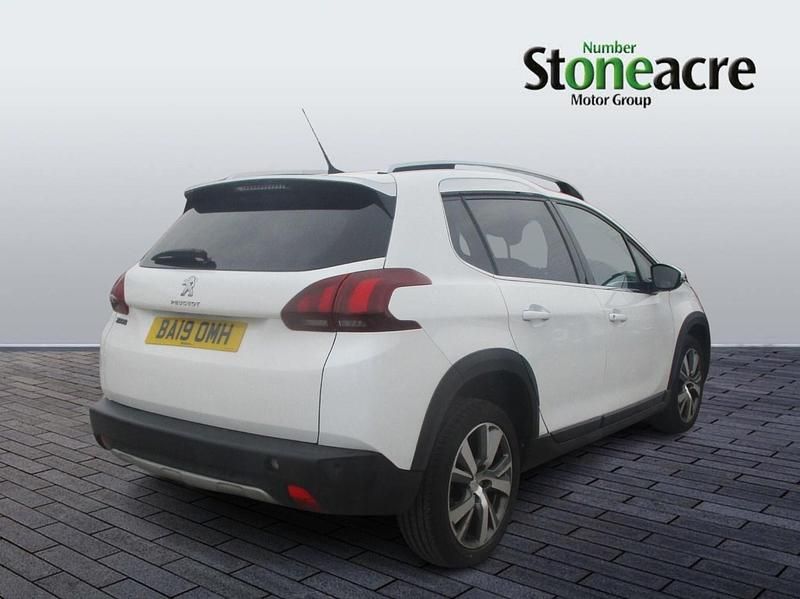 Used Peugeot 2008 Allure 110 HP (80 kW) 2019 White SUV
