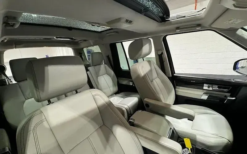 Used Land Rover Discovery 4 256 HP (188 kW) 2014 SUV