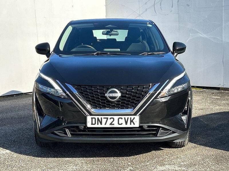 Used Nissan Qashqai Acenta Premium 140 HP (102 kW) 2022 Black SUV