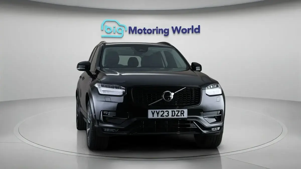 Used Volvo XC90 Plus 235 HP (172 kW) 2023 Black SUV