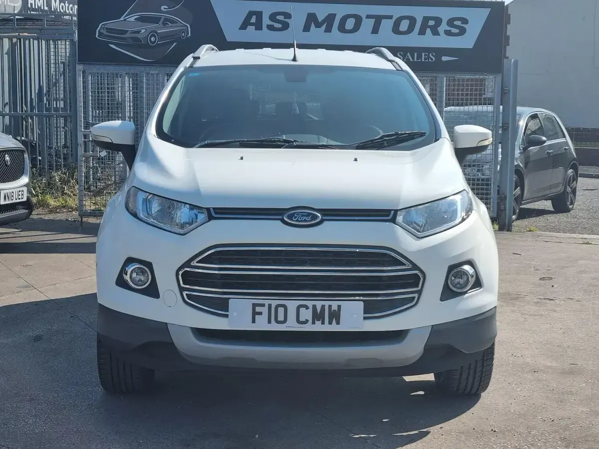 Used Ford Ecosport Titanium 125 HP (91 kW) 2015 White SUV