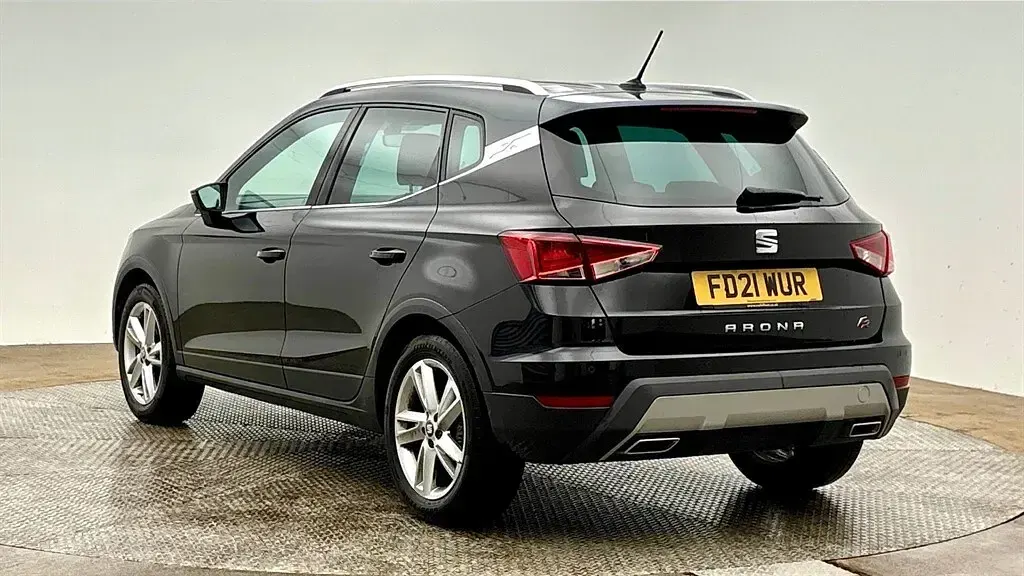 Used Seat Arona FR 110 HP (80 kW) 2021 Black SUV