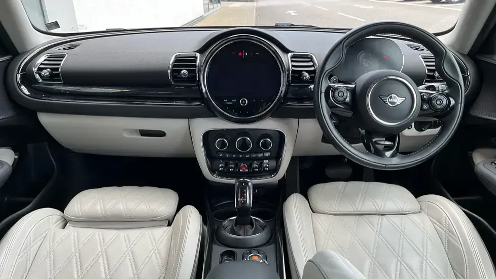 Used Mini Cooper S Clubman Exclusive 176 HP (129 kW) 2020 Black Estate