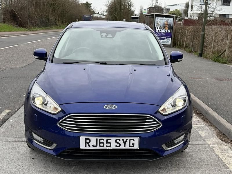 Used Ford Focus Titanium X 182 HP (133 kW) 2015 Blue Hatchback