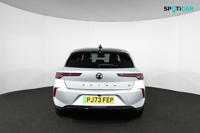 Used Vauxhall Astra Ultimate 114 kW (156 HP) 2023 Grey Hatchback