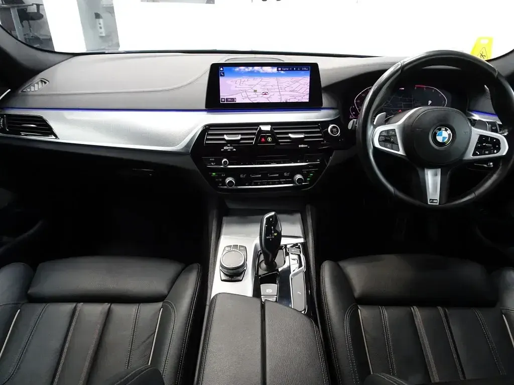 Used BMW 520 M Sport 2020 Blue Estate